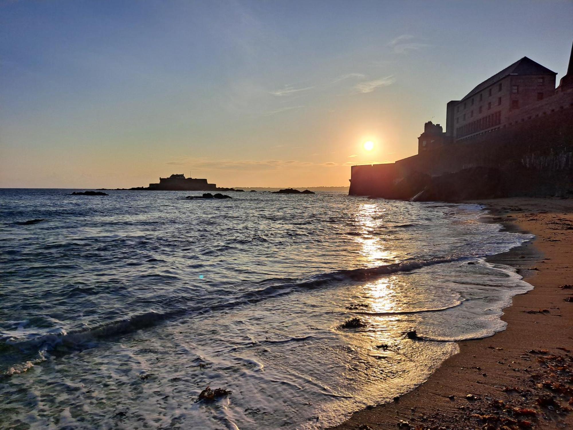 Appartement Au Coeur D'Intra Muros Saint-Malo Buitenkant foto